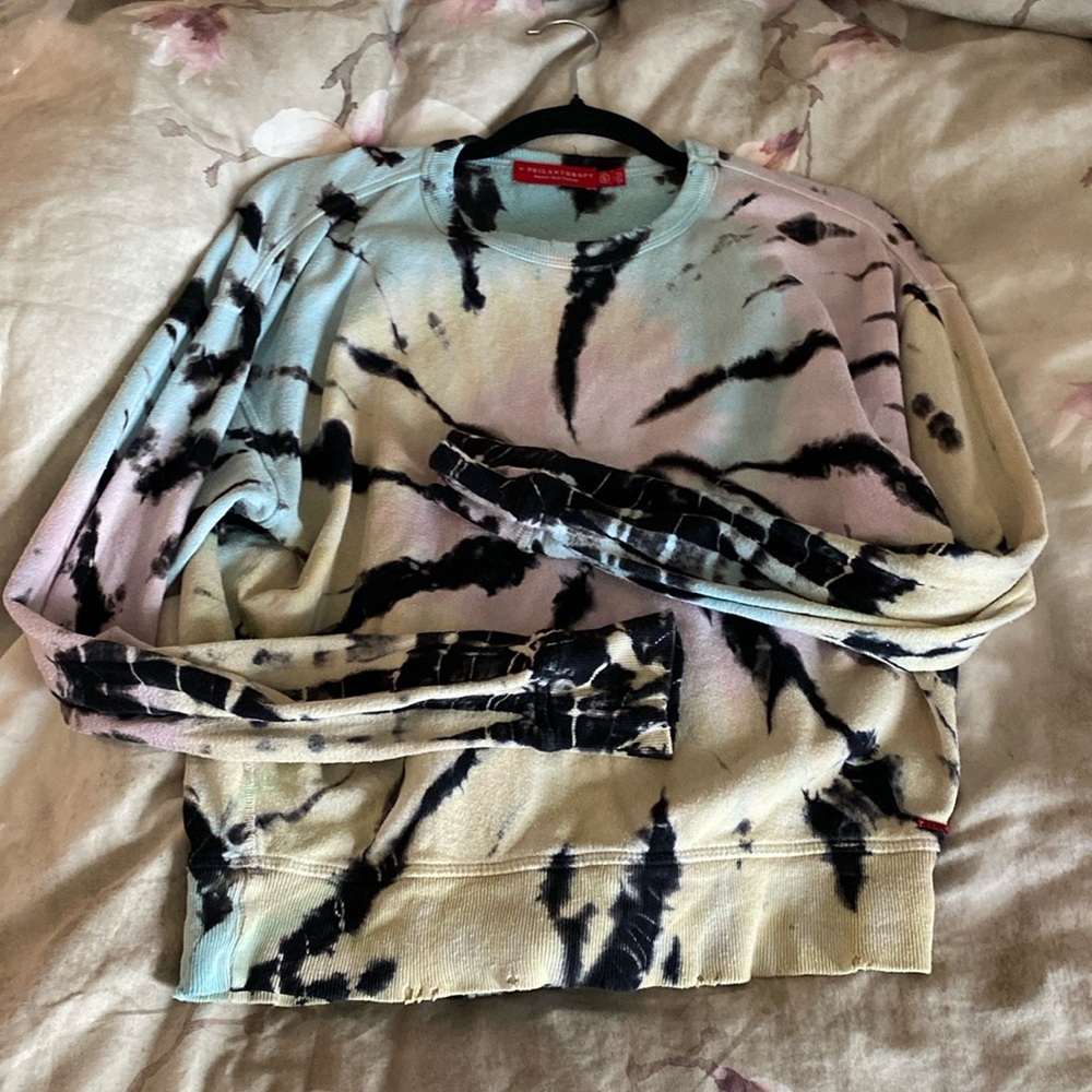 Philanthrophy size small tie dye set